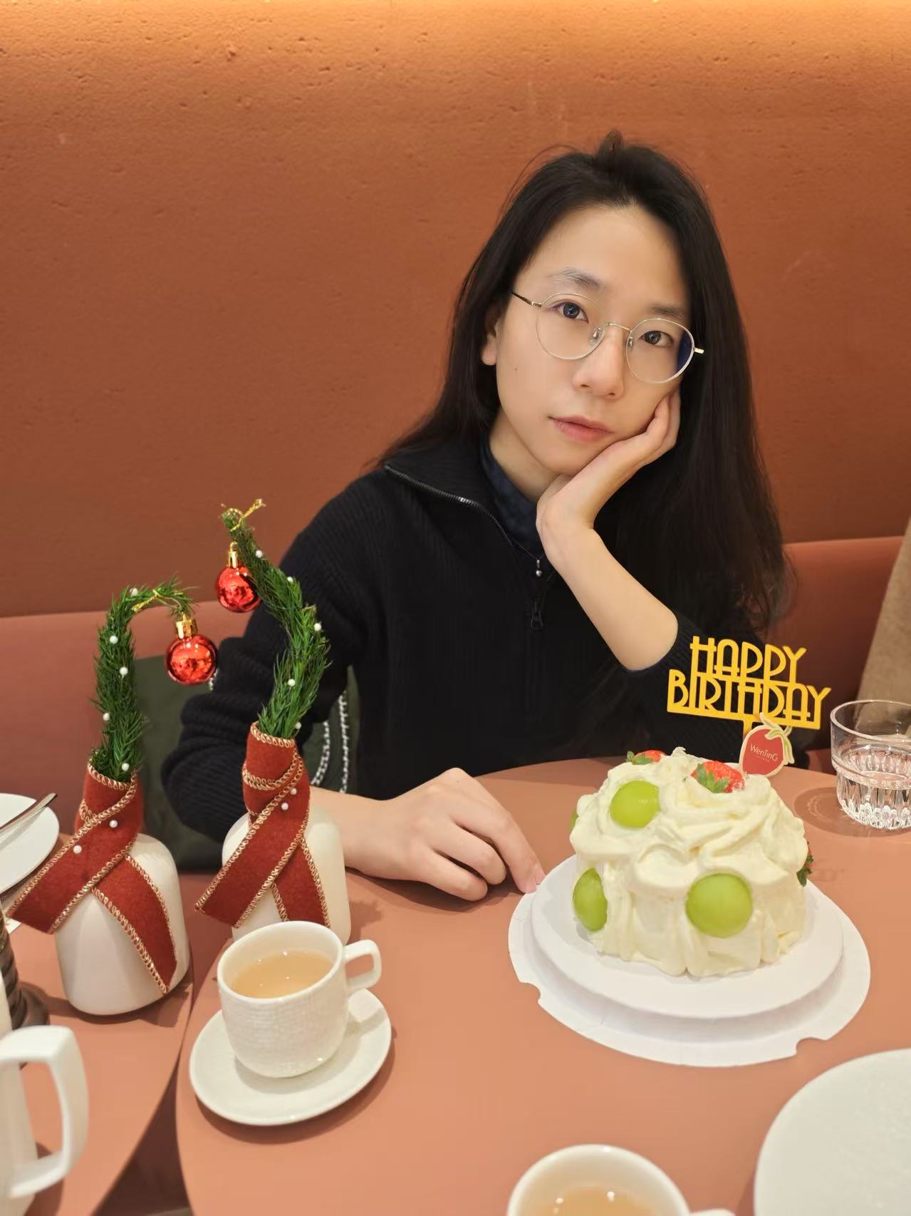 Yanling Deng (邓燕羚)