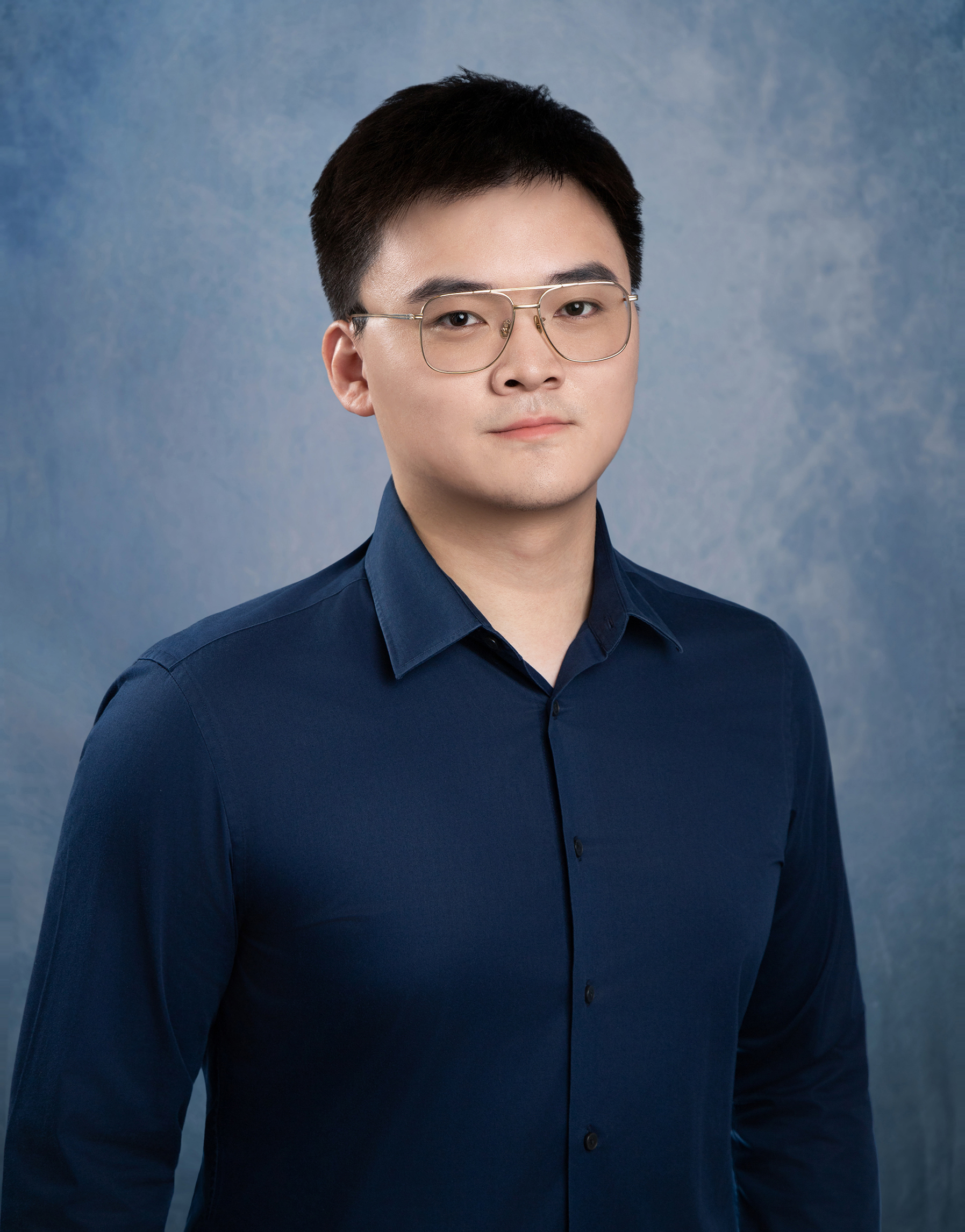 Yucheng Lu (陆昱成)