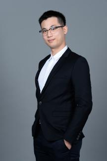 Zhiye Xie (谢之烨)